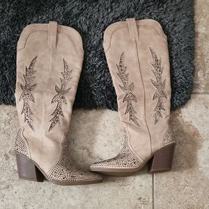 Sugar Tan Heeled Western Boots